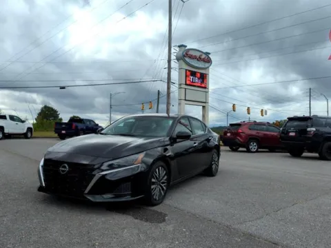 Black 2023 Nissan Altima 2.5 SV for sale in Pelham, AL