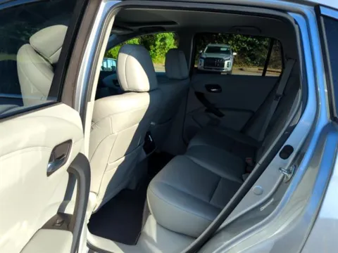 More photos of 2017 Acura RDX w/Advance at Susan Schein Automotive - Pelham, AL