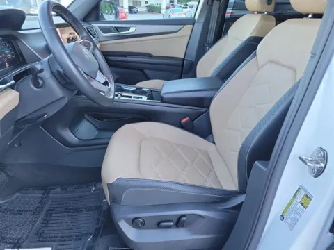 Another view of 2024 Volkswagen Atlas Cross Sport SE 4Motion for sale in Pelham, AL at Susan Schein Automotive - Pelham