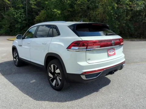 Another view of 2024 Volkswagen Atlas Cross Sport SE 4Motion for sale in Pelham, AL at Susan Schein Automotive - Pelham