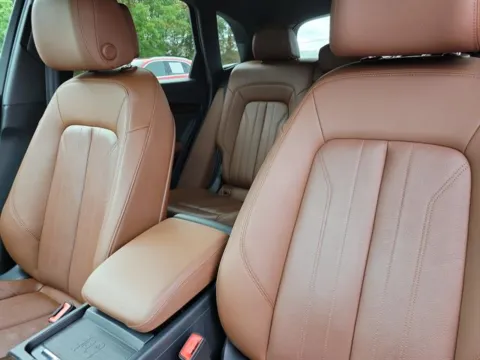 More photos of 2019 Audi Q5 2.0T quattro Premium Plus at Susan Schein Automotive - Pelham, AL
