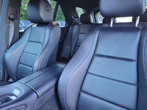 More photos of 2020 Mercedes-Benz GLE 350 4MATIC at Susan Schein Automotive - Pelham, AL