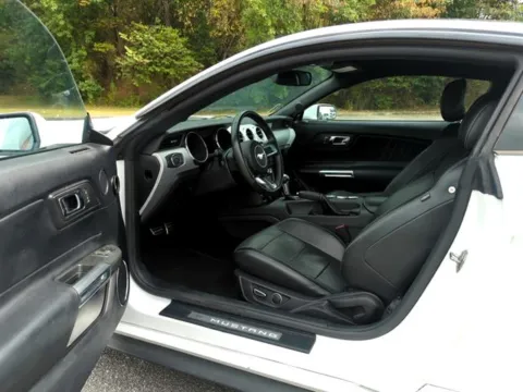 More photos of 2016 Ford Mustang GT Premium at Susan Schein Automotive - Pelham, AL