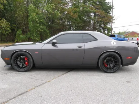 Photos of 2016 Dodge Challenger SRT 392 for sale in Pelham, AL at Susan Schein Automotive - Pelham