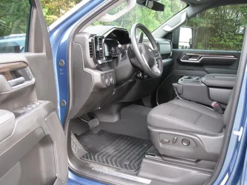More photos of 2025 Chevrolet Silverado 3500HD LT at Susan Schein Automotive - Pelham, AL