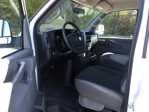 More photos of 2023 GMC Savana Cargo Van 2500 at Susan Schein Automotive - Pelham, AL