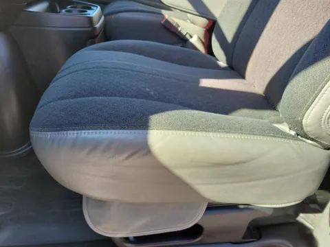 More photos of 2023 GMC Savana Cargo Van 2500 at Susan Schein Automotive - Pelham, AL