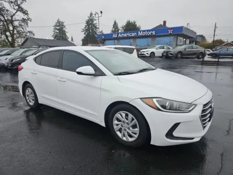 White 2017 Hyundai Elantra SE Sedan 4D for sale in Tacoma, WA
