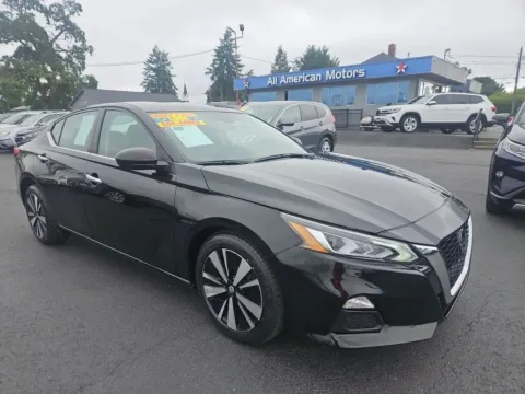 Black 2022 Nissan Altima 2.5 SV Sedan 4D for sale in Tacoma, WA