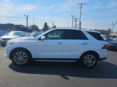 More photos of 2016 Mercedes-Benz GLE 350 4MATIC Sport Utility 4D at All American Motors, WA