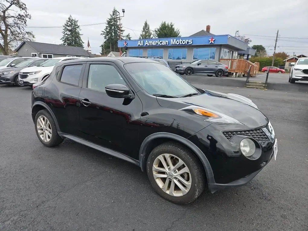 2016 Nissan JUKE S Sport Utility 4D