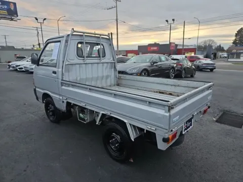 More photos of 1992 Daihatsu Hijet at All American Motors, WA