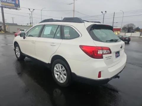More photos of 2017 Subaru Outback 2.5i Wagon 4D at All American Motors, WA