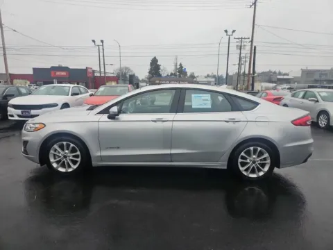 More photos of 2019 Ford Fusion SE Hybrid Sedan 4D at All American Motors, WA