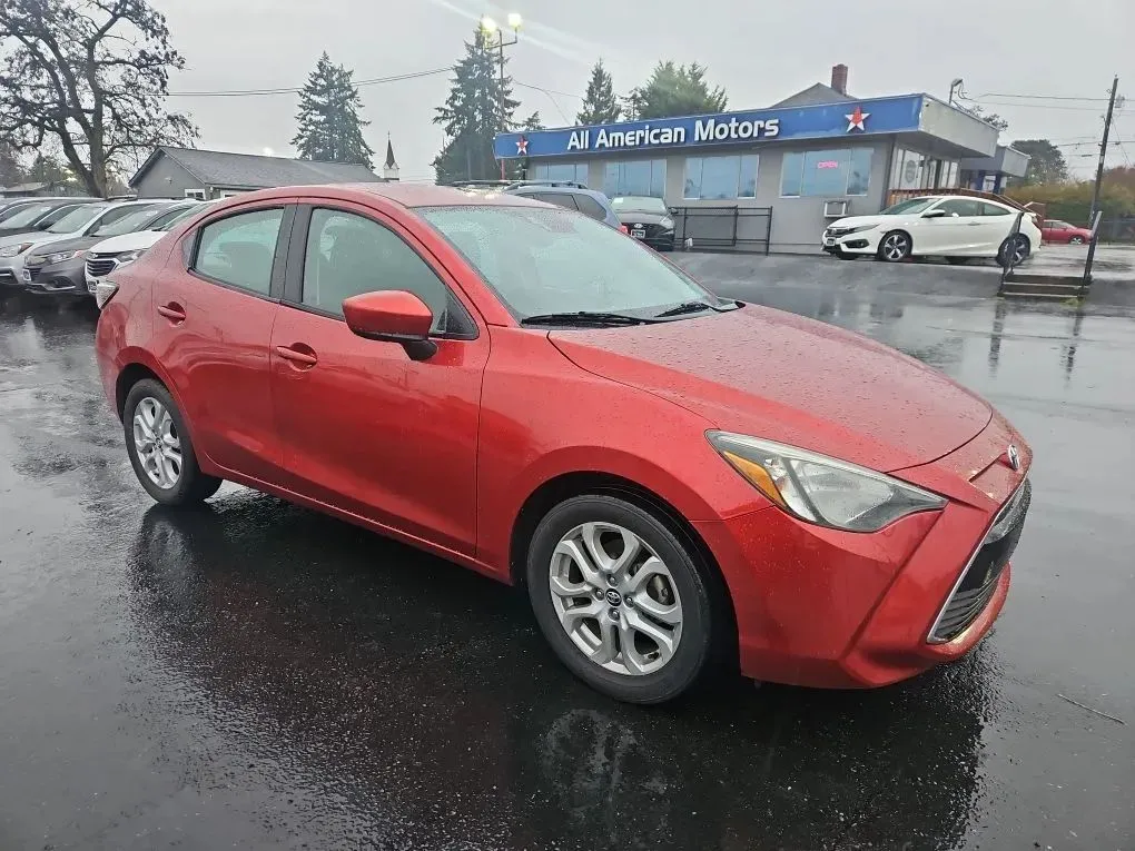 2017 Toyota Yaris iA Sedan 4D