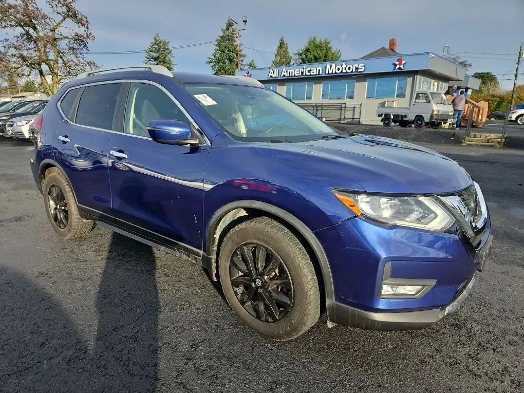 2019 Nissan Rogue SV Sport Utility 4D