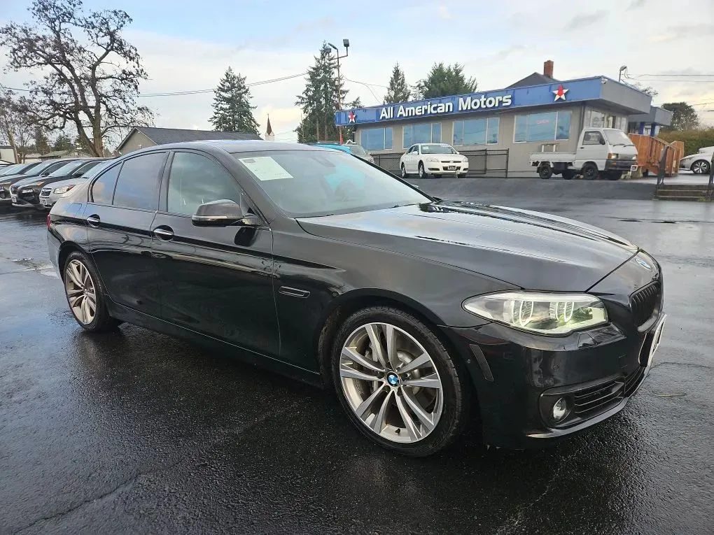 2016 BMW 5 Series 535i's photo