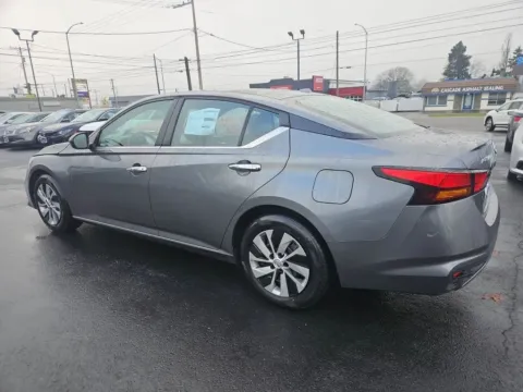 More photos of 2020 Nissan Altima 2.5 S Sedan 4D at All American Motors, WA