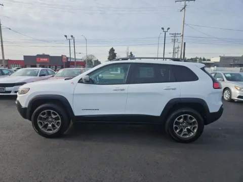 More photos of 2020 Jeep Cherokee TrailHawk Sport Utility 4D at All American Motors, WA