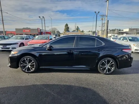 More photos of 2019 Toyota Camry SE Sedan 4D at All American Motors, WA