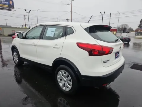 More photos of 2018 Nissan Rogue Sport S (2018.5) Sport Utility 4D at All American Motors, WA