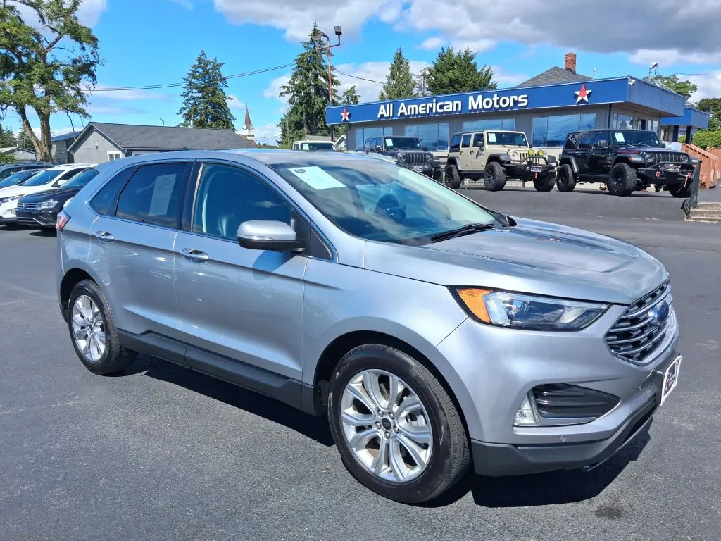 2023 Ford Edge