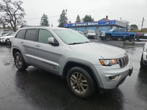 Silver 2016 Jeep Grand Cherokee 75th Anniversary Edition Sport Utility 4D for sale in Tacoma, WA