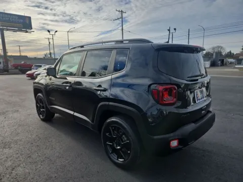 More photos of 2019 Jeep Renegade Altitude Sport Utility 4D at All American Motors, WA