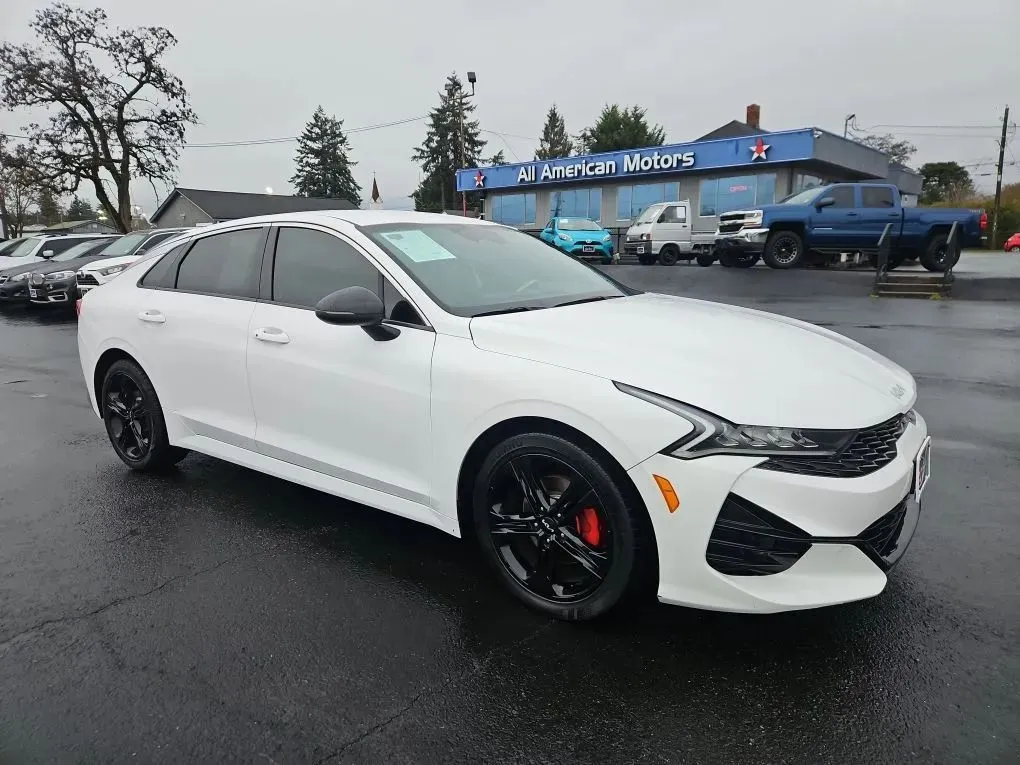 White 2022 Kia K5 GT-Line Sedan 4D for sale in Tacoma, WA