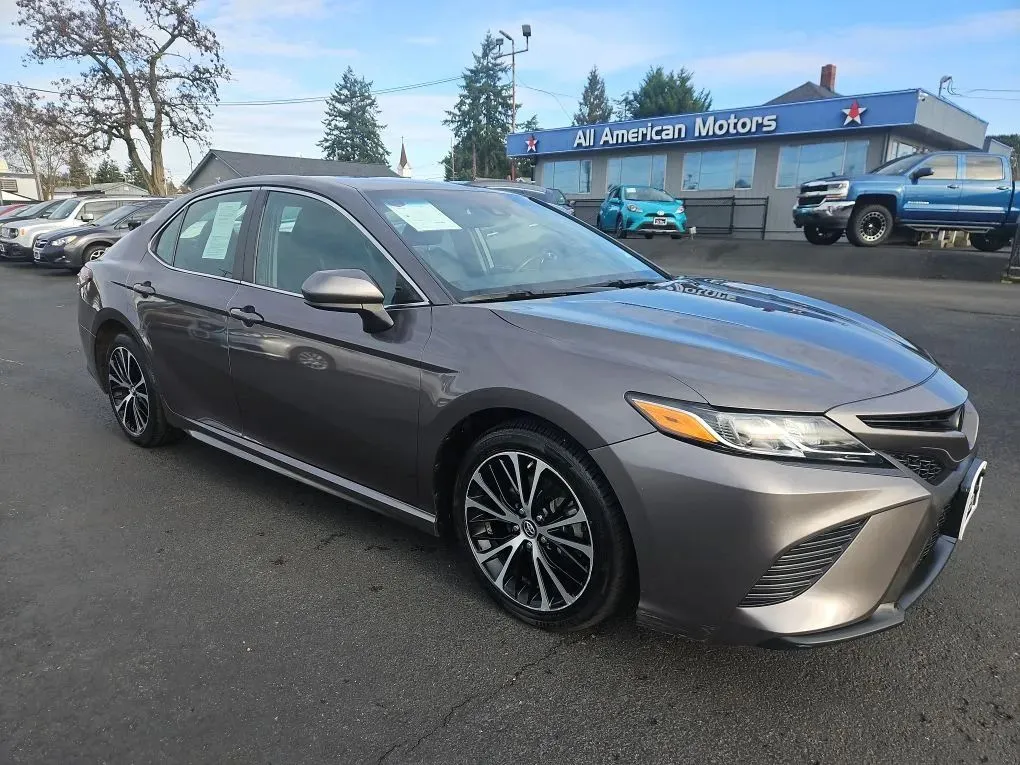 Gray 2019 Toyota Camry SE Sedan 4D for sale in Tacoma, WA