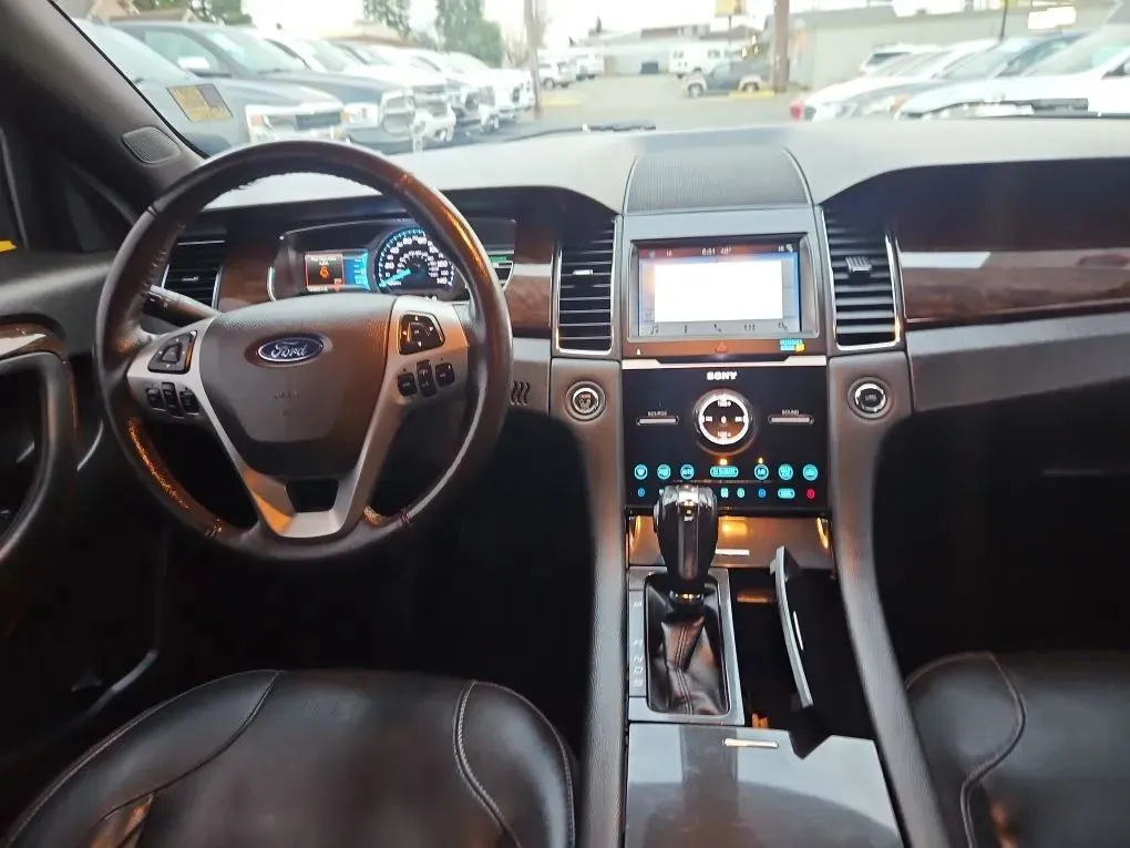 2019 Ford Taurus Limited - Photo 13