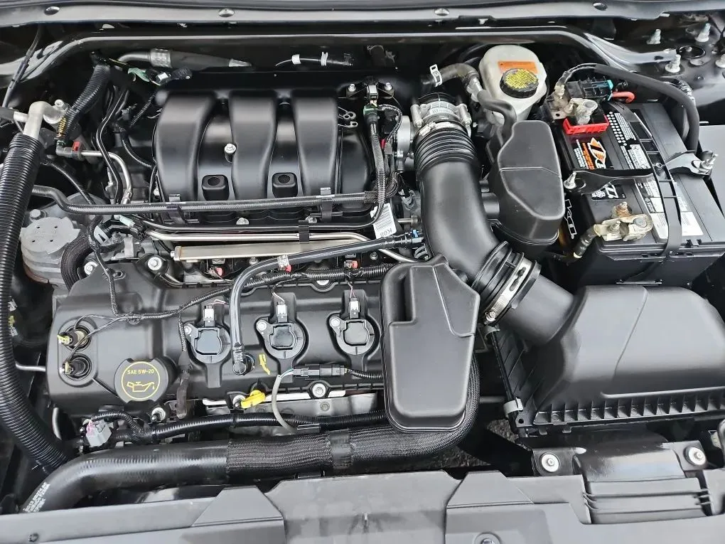 2019 Ford Taurus Limited - Photo 20