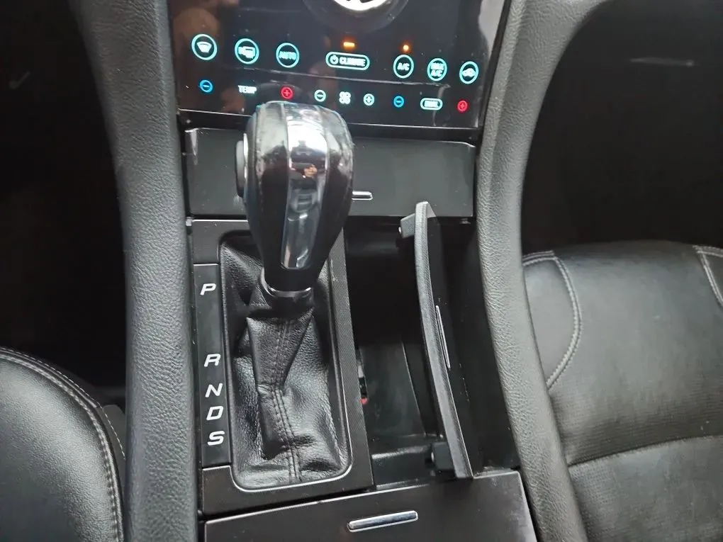 2019 Ford Taurus Limited - Photo 24