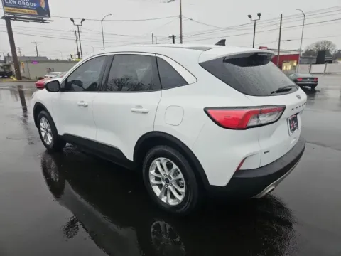 More photos of 2022 Ford Escape SE Sport Utility 4D at All American Motors, WA