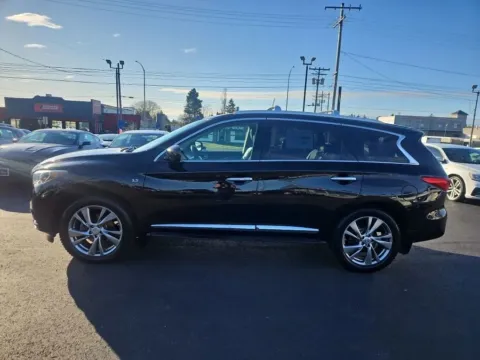 More photos of 2015 INFINITI QX60 3.5 Sport Utility 4D at All American Motors, WA