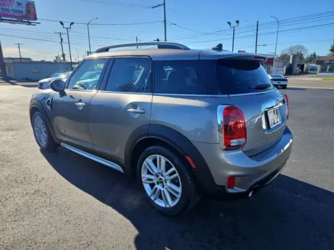 More photos of 2018 MINI Countryman Cooper S ALL4 Hatchback 4D at All American Motors, WA