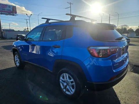 More photos of 2017 Jeep Compass All New Sport SUV 4D at All American Motors, WA