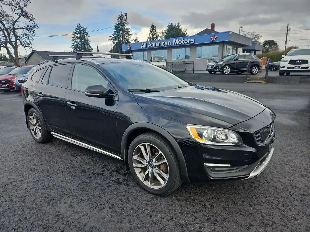 2018 Volvo V60 T5 Cross Country Wagon 4D for sale in Tacoma, WA