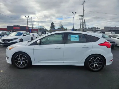 More photos of 2016 Ford Focus SE Hatchback 4D at All American Motors, WA