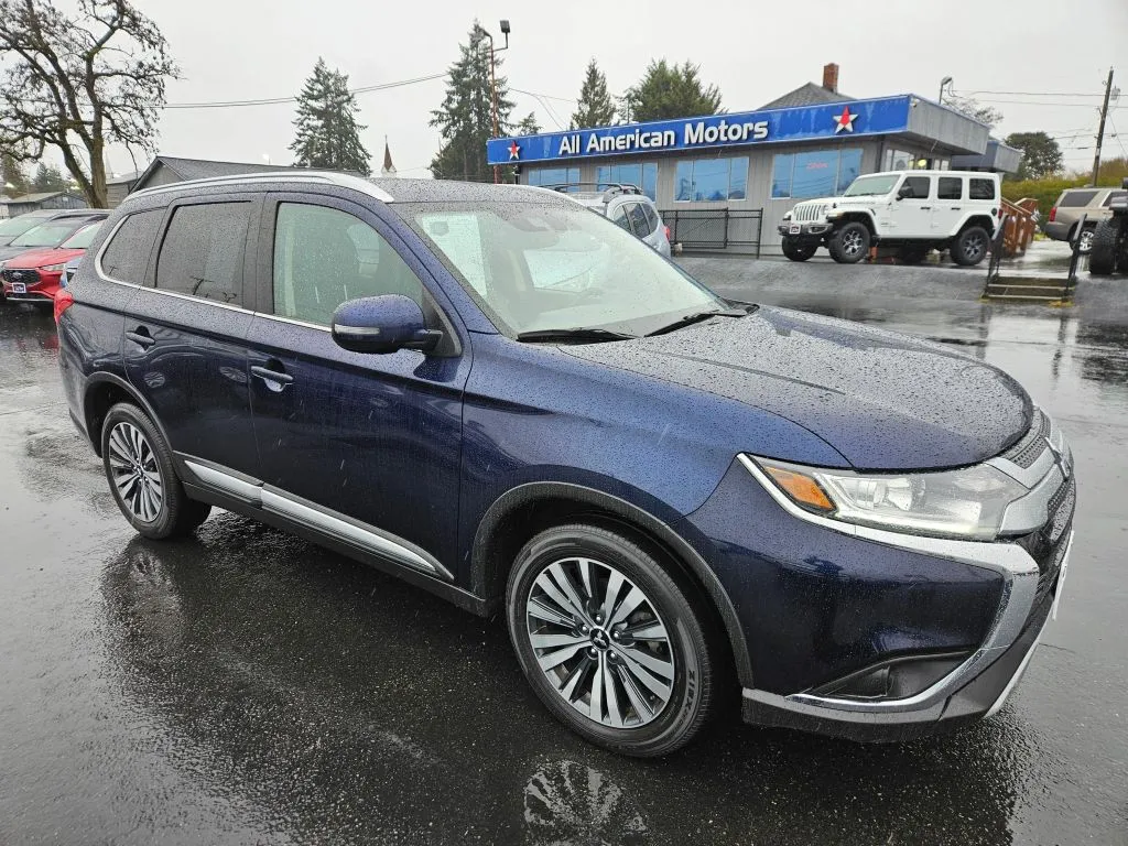 Blue 2020 Mitsubishi Outlander SEL Sport Utility 4D for sale in Tacoma, WA
