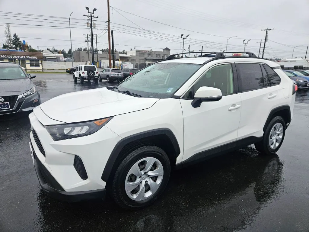 Green 2020 Toyota RAV4 LE Sport Utility 4D for sale in Tacoma, WA