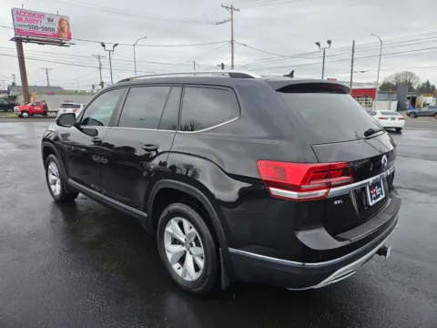 More photos of 2018 Volkswagen Atlas SEL 4Motion Sport Utility 4D at All American Motors, WA