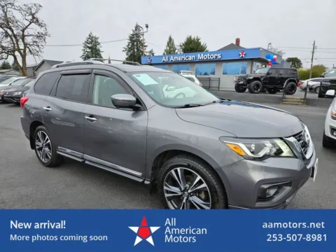 Gray 2019 Nissan Pathfinder Platinum Sport Utility 4D for sale in Tacoma, WA