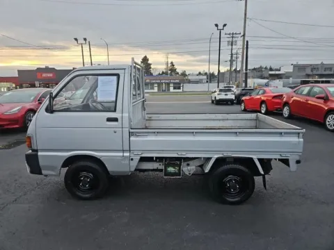 More photos of 1992 Daihatsu Hijet SE at All American Motors, WA