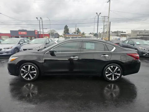 More photos of 2018 Nissan Altima 2.5 SR Sedan 4D at All American Motors, WA