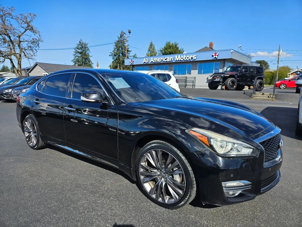 Black 2017 INFINITI Q70 L 3.7 Sedan 4D for sale in Tacoma, WA