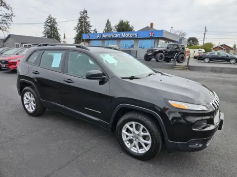 Gray 2015 Jeep Cherokee Sport SUV 4D for sale in Tacoma, WA