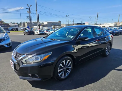 Another view of 2016 Nissan Altima 2.5 SL Sedan 4D for sale in Tacoma, WA at All American Motors