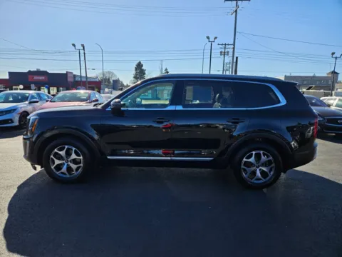 More photos of 2021 Kia Telluride EX Sport Utility 4D at All American Motors, WA