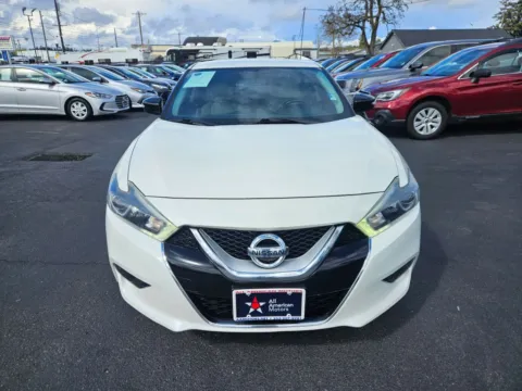 White 2017 Nissan Maxima SV (2017.5) Sedan 4D for sale in Tacoma, WA